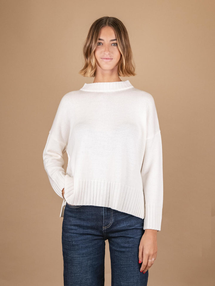 MAGLIA GIROCOLLO IN LANA VERGINE PANNA 2378038 002 ANDREA MORANDO 