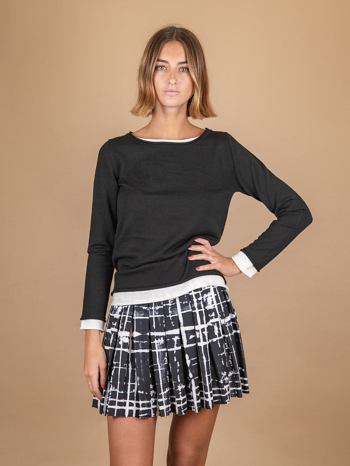 MAGLIA SCOLLO A BARCA BICOLORE NERA E BIANCA 2351296 099 ANDREA MORANDO 