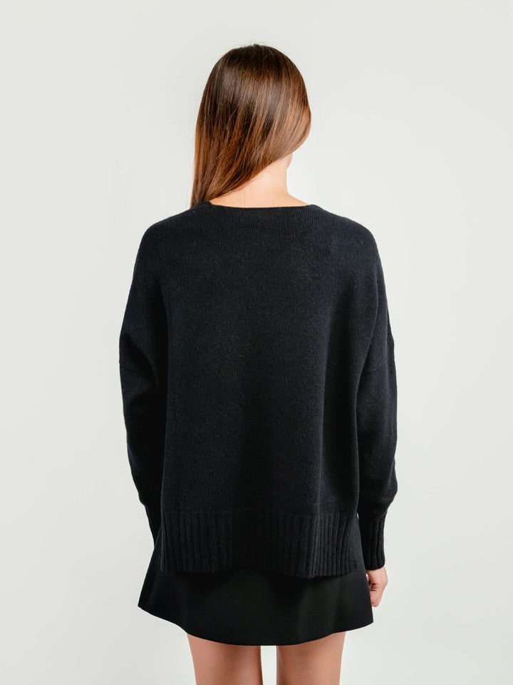 MAGLIA CON SCOLLO A V NERA 0570592 0010 BIMOR 