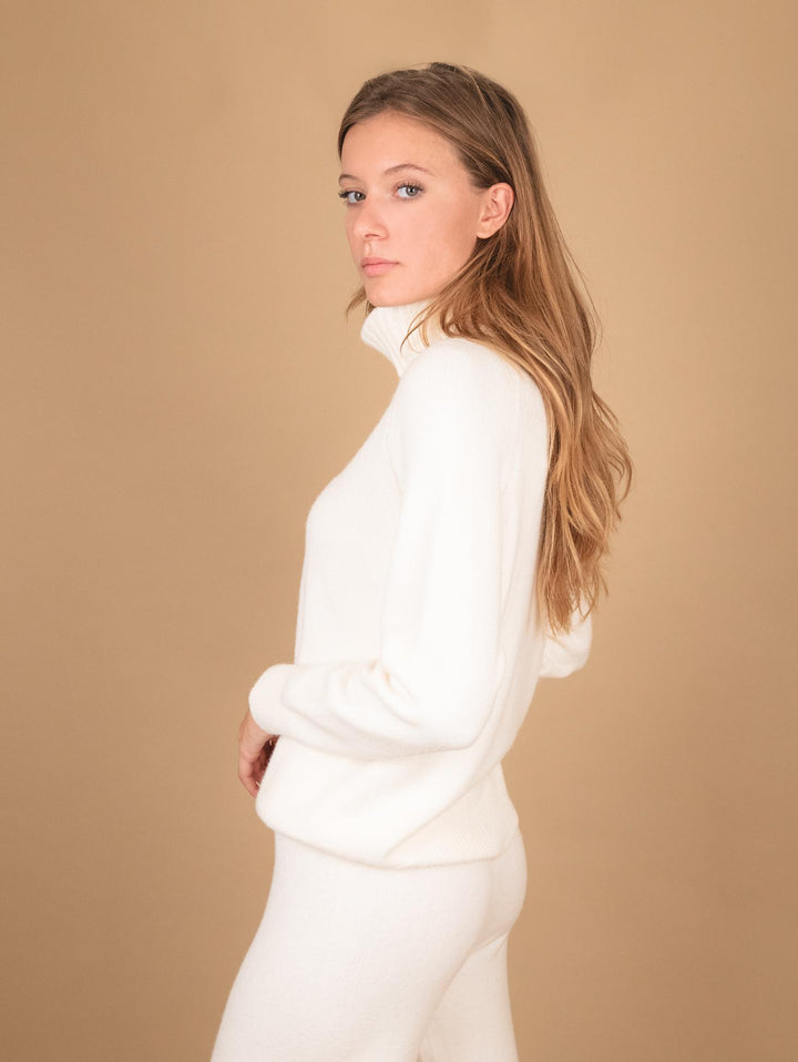 DOLCEVITA IN MAGLIA PANNA CON MAXI COLLO 0350/210 0248 BIMOR 