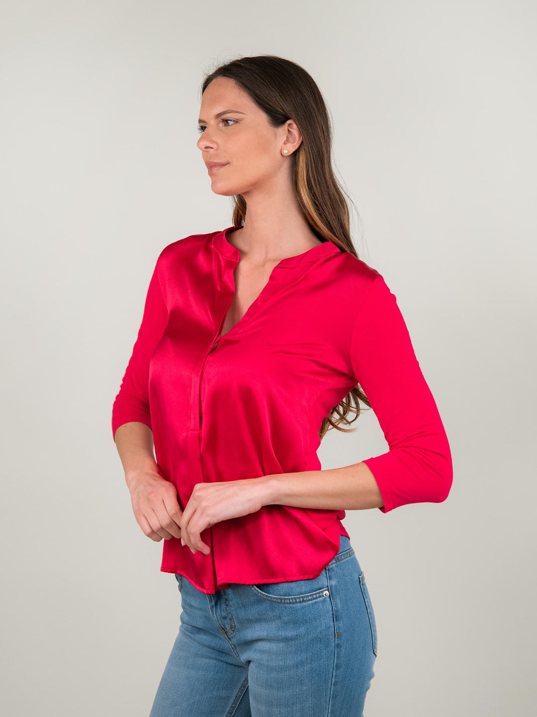 BLUSA CON SCOLLO SERAFINO LAMPONE 2431001 018 ANDREA MORANDO 