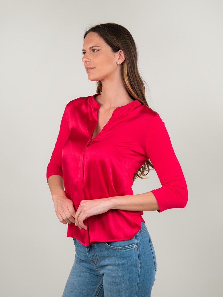 BLUSA CON SCOLLO SERAFINO LAMPONE 2431001 018 ANDREA MORANDO 