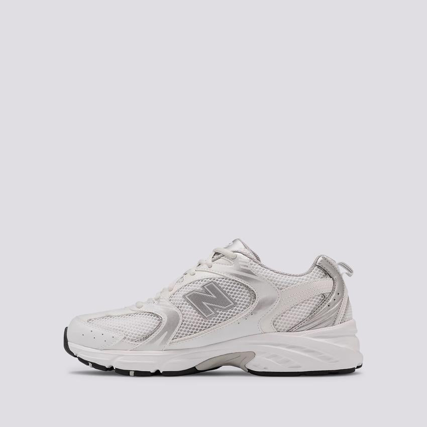 Sneaker MR530 bianco e beige MR530EMA DWHITE SILVER NEW BALANCE 