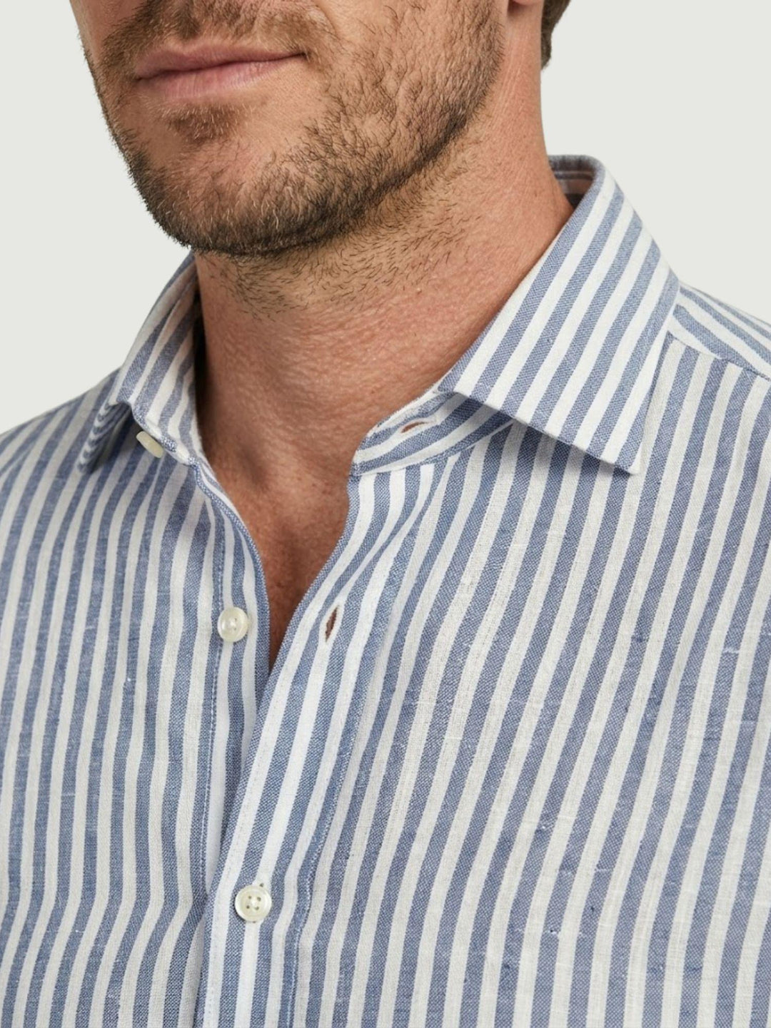 Camicia in lino a righe azzurra e bianca BU26S02CALINCOT405 243 ANDREA MORANDO 
