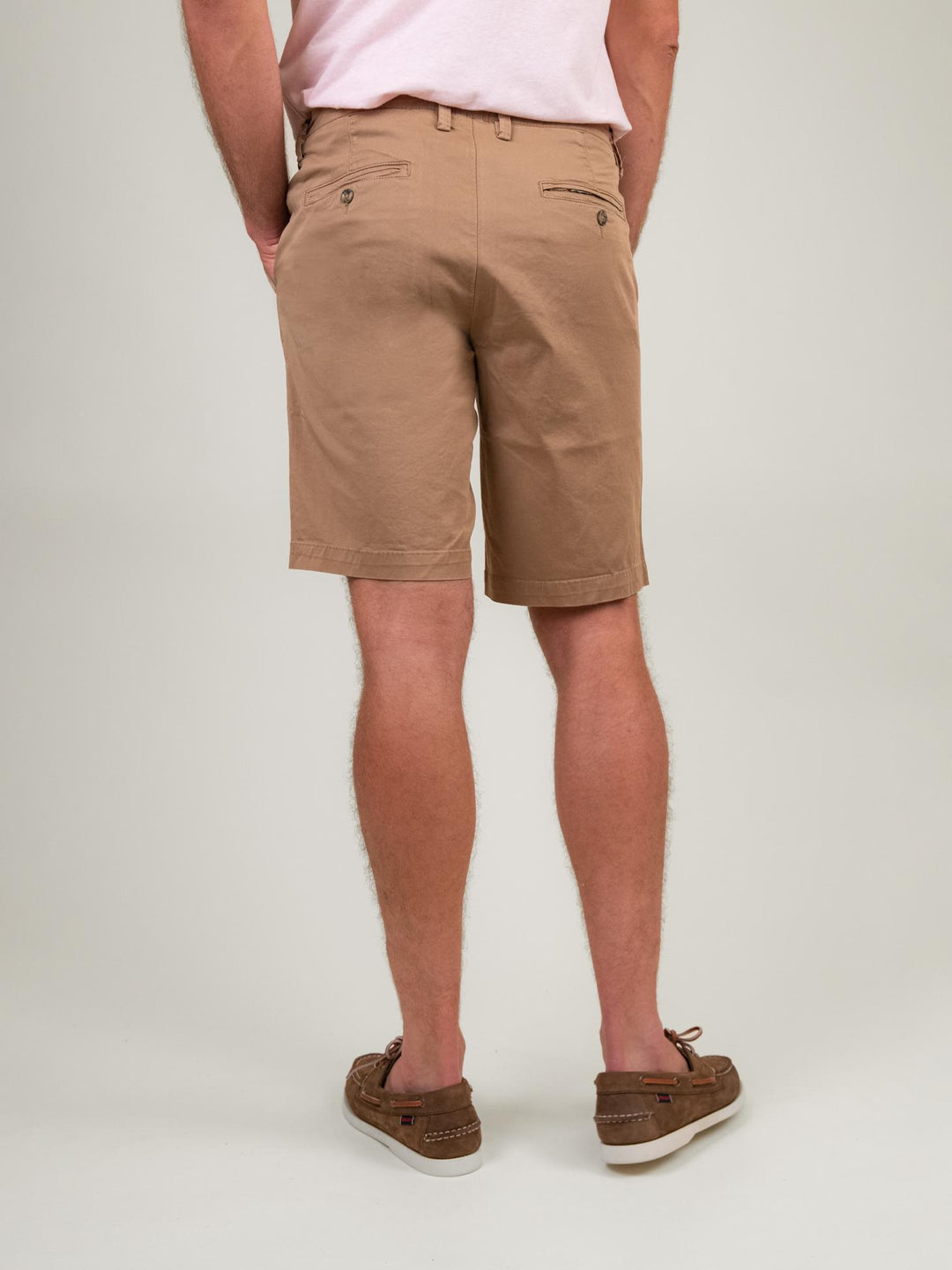 BERMUDA BEIGE CON TASCHE A FILO