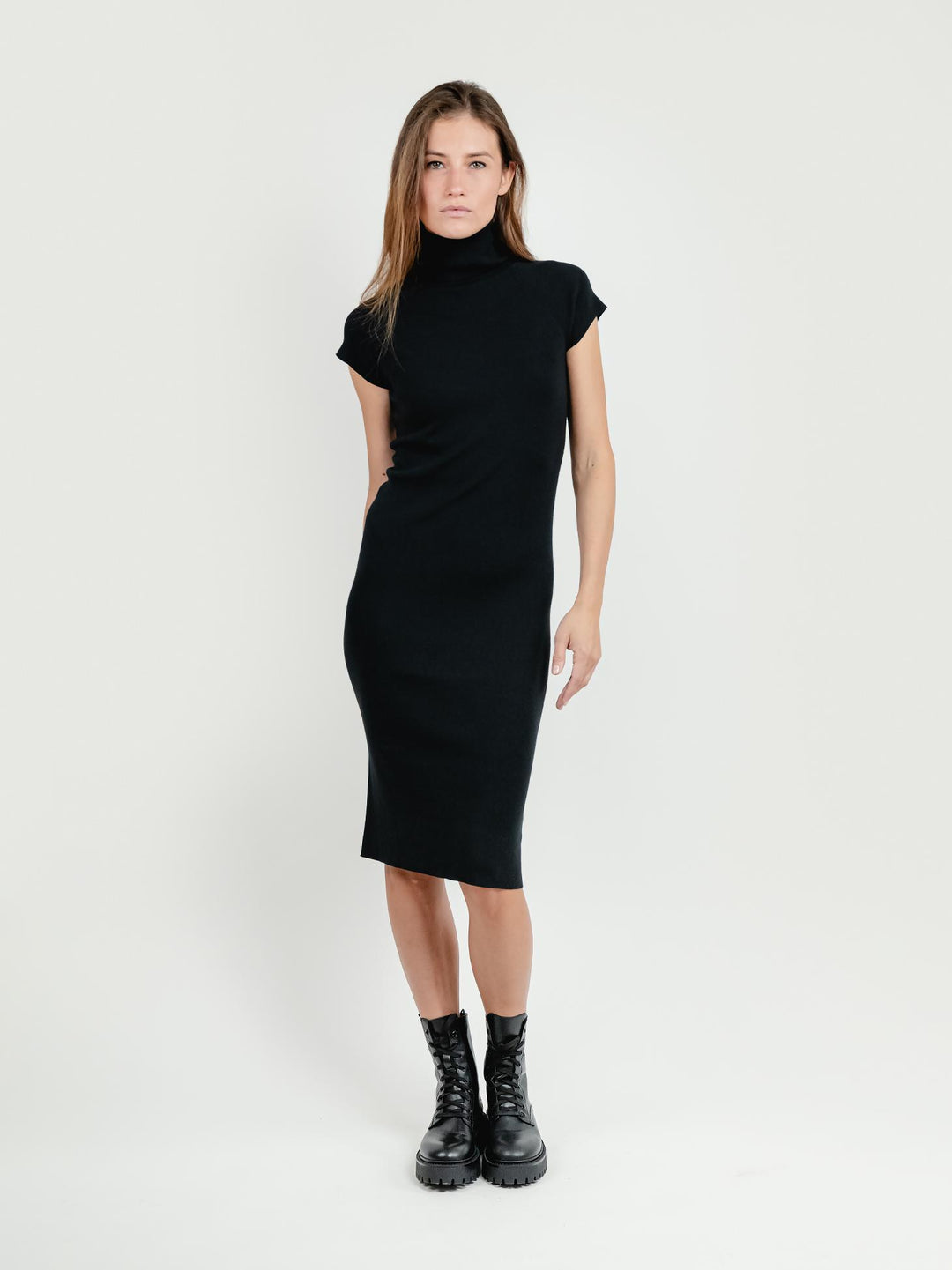 ABITO MIDI CON MANICHE CORTE IN MAGLIA NERO 7107 NERO ANDREA MORANDO 