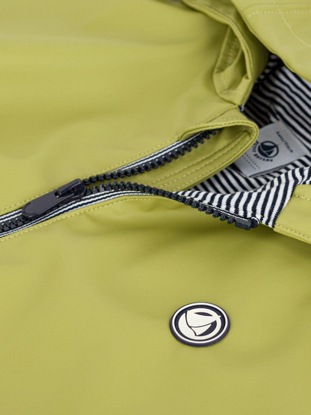Giubbino impermeabile unisex verde A0F08 04 PETIT BATEAU 