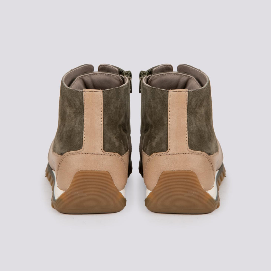 Sneaker JANIS MID in camoscio verde militare 2017967 011E10 CANDICE COOPER 