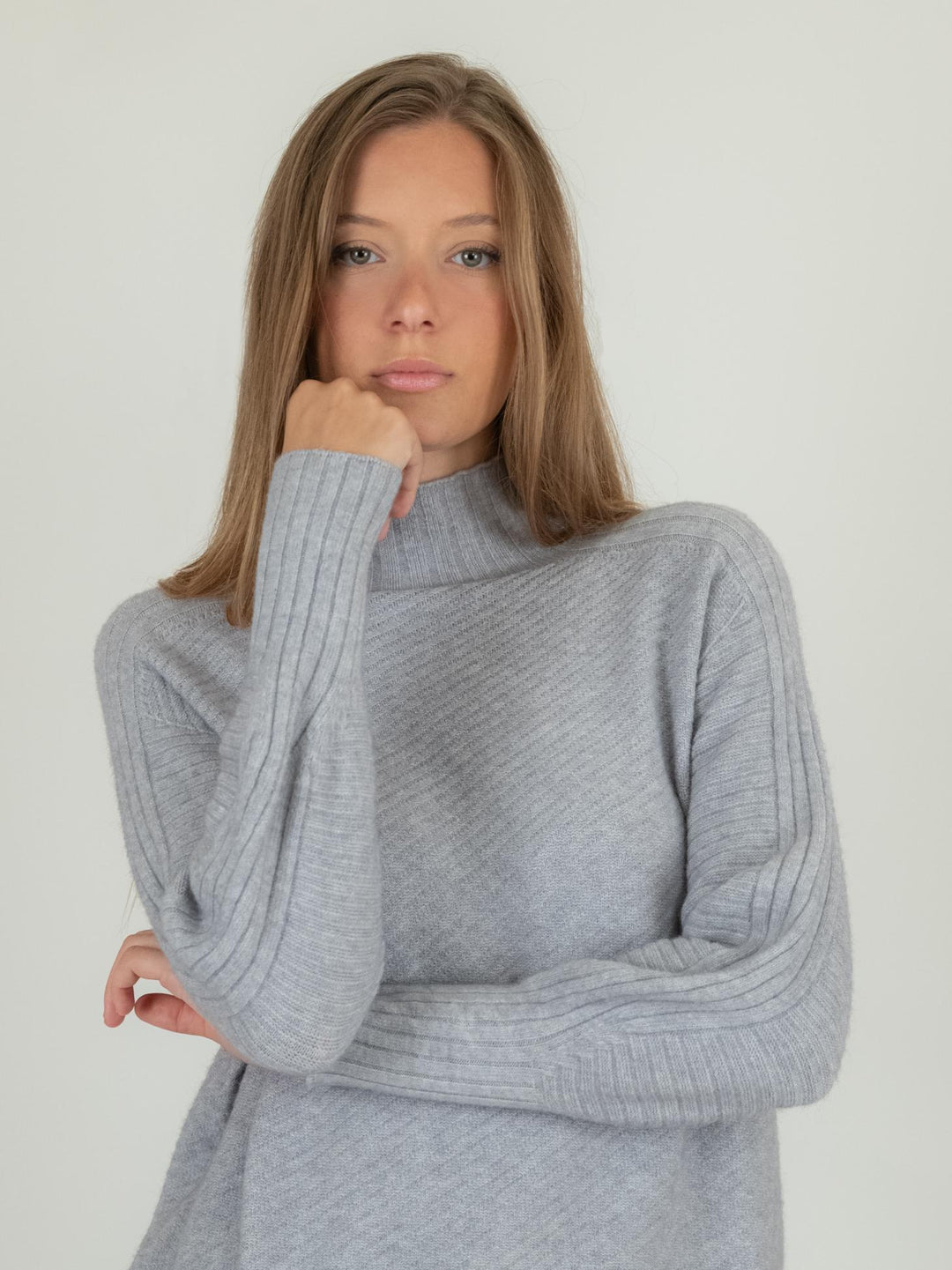 LUPETTO IN MAGLIA GRIGIO PERLA CON MANICHE A SBUFFO 0570/273 0020 BIMOR 