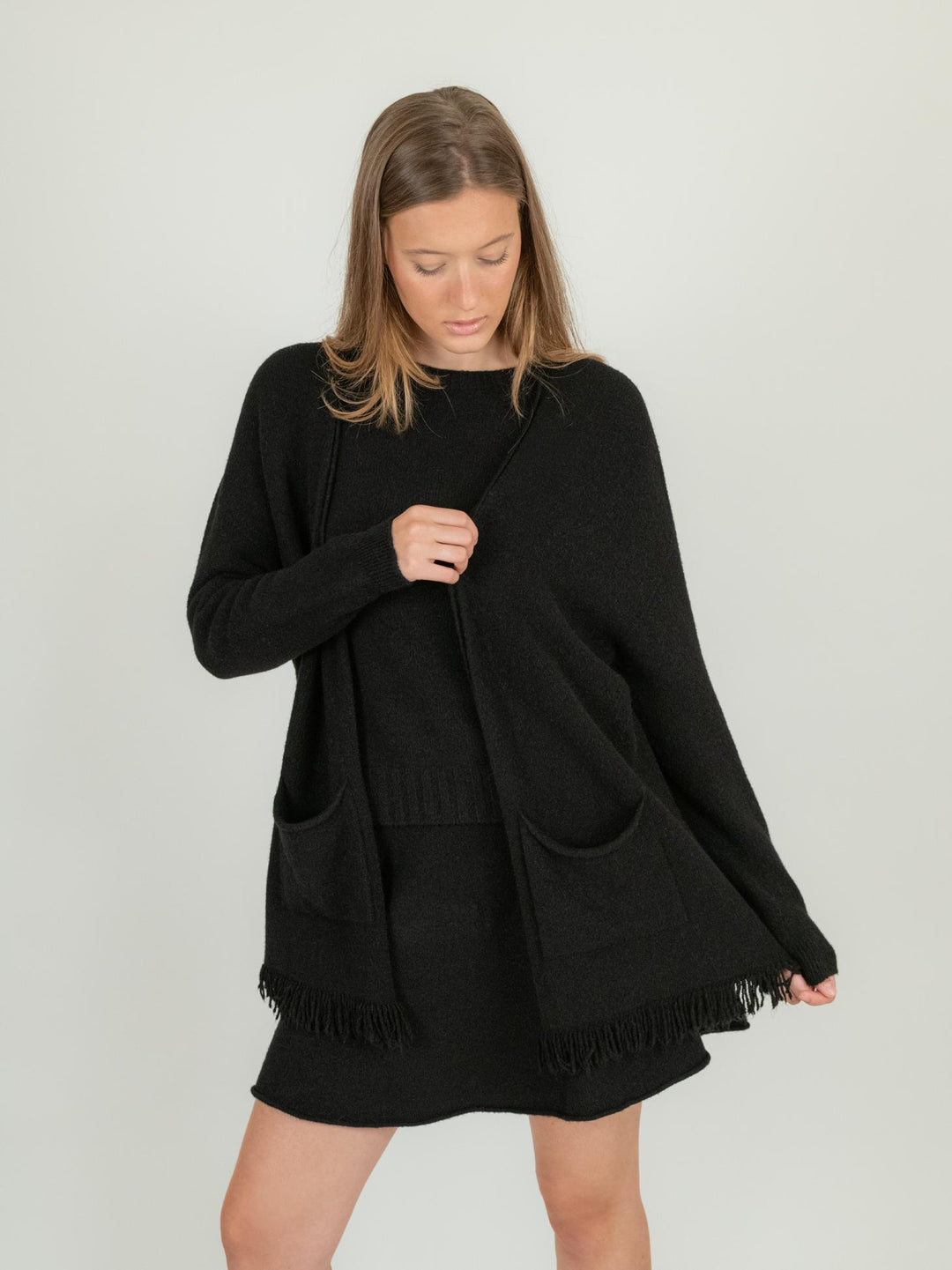 CARDIGAN NERO CON FRANGE 0370/283 0010 BIMOR 