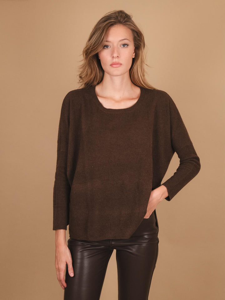 MAGLIA OVER IN CASHMERE ECO-FRIENDLY MARRONE ASTRID CHOCOLAT ABSOLUT CASHMERE 