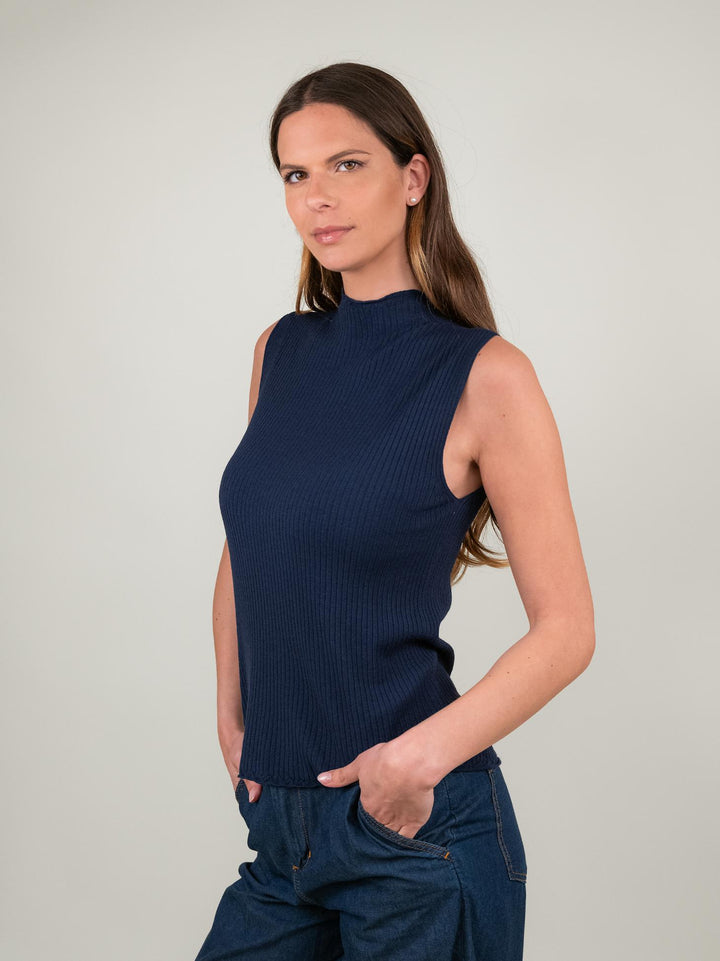 TOP SMANICATO CON COLLO LUPETTO BLU 1616 BLU ANDREA MORANDO 