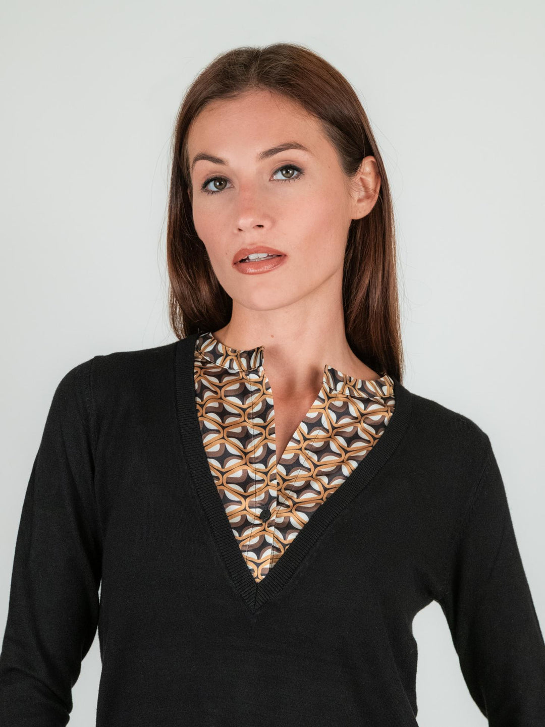 MAGLIA CAMICIA NERA CON INSERTO FANTASIA 245W1460 132 ANDREA MORANDO 