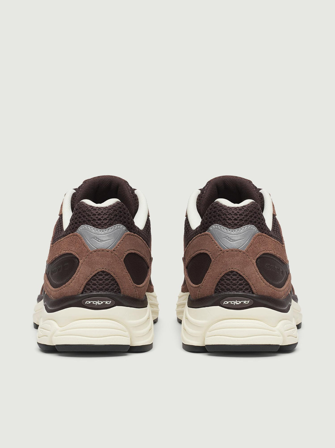 PROGRID OMNI 9 PREMIUM MARRONE 70740 15 SAUCONY 