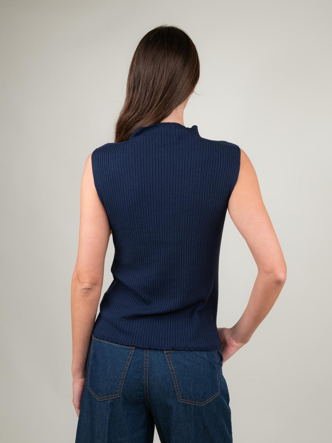 TOP SMANICATO CON COLLO LUPETTO BLU 1616 BLU ANDREA MORANDO 