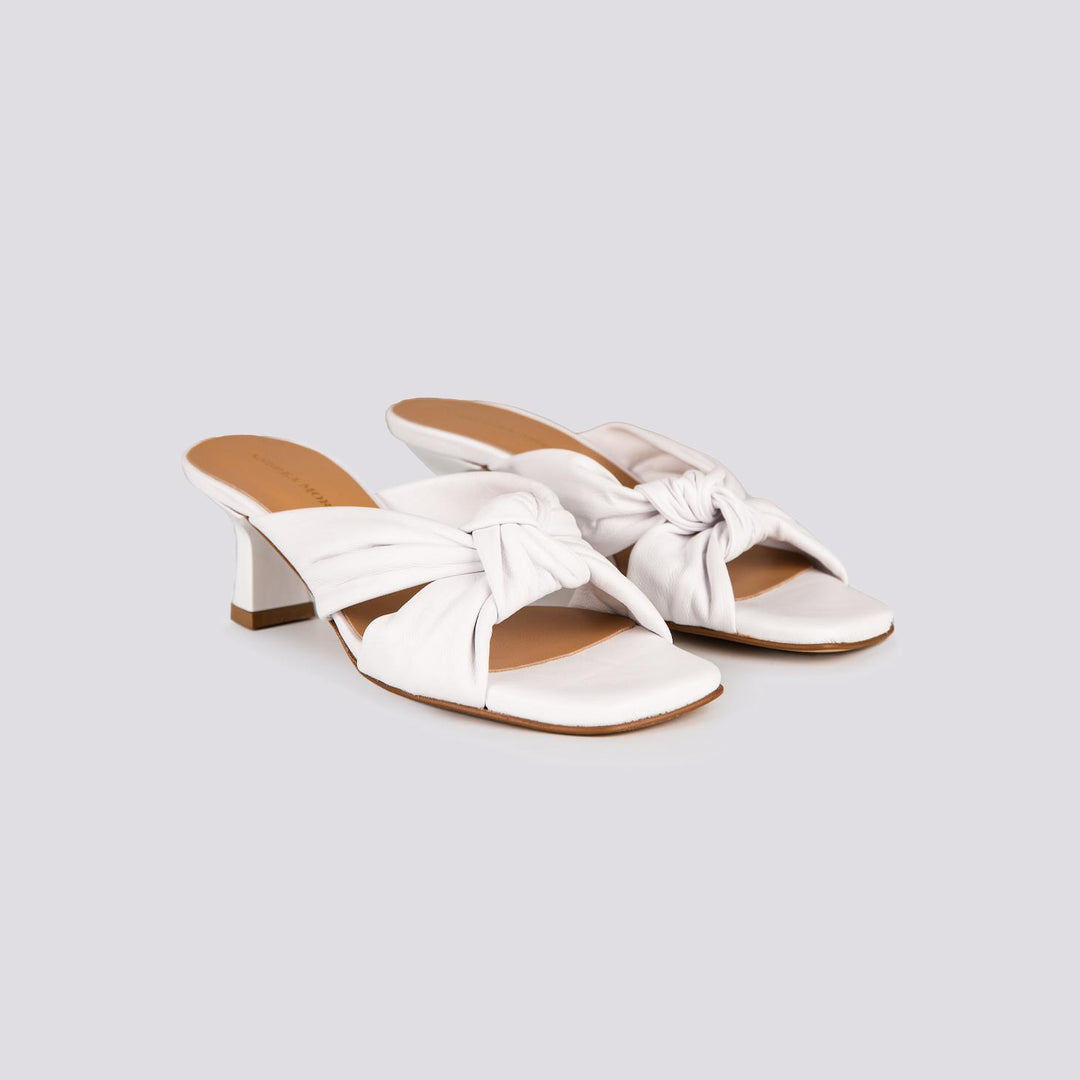 Sabot in pelle bianca con nodo 840-58 BIANCO ANDREA MORANDO 