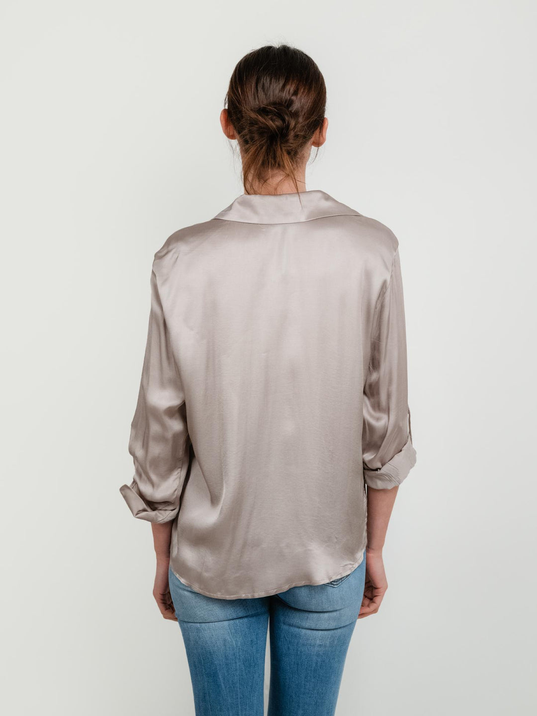 Camicia in raso sabbia