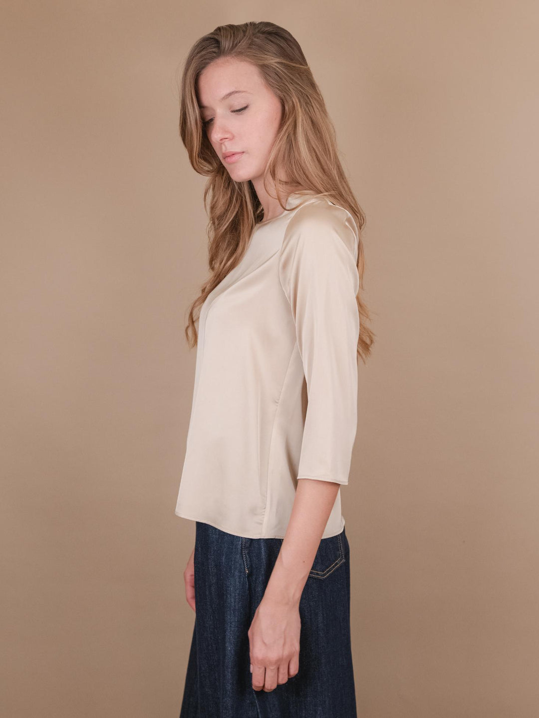 BLUSA CON MANICA TRE QUARTI IN RASO BEIGE M9826 BEIGE ANDREA MORANDO 