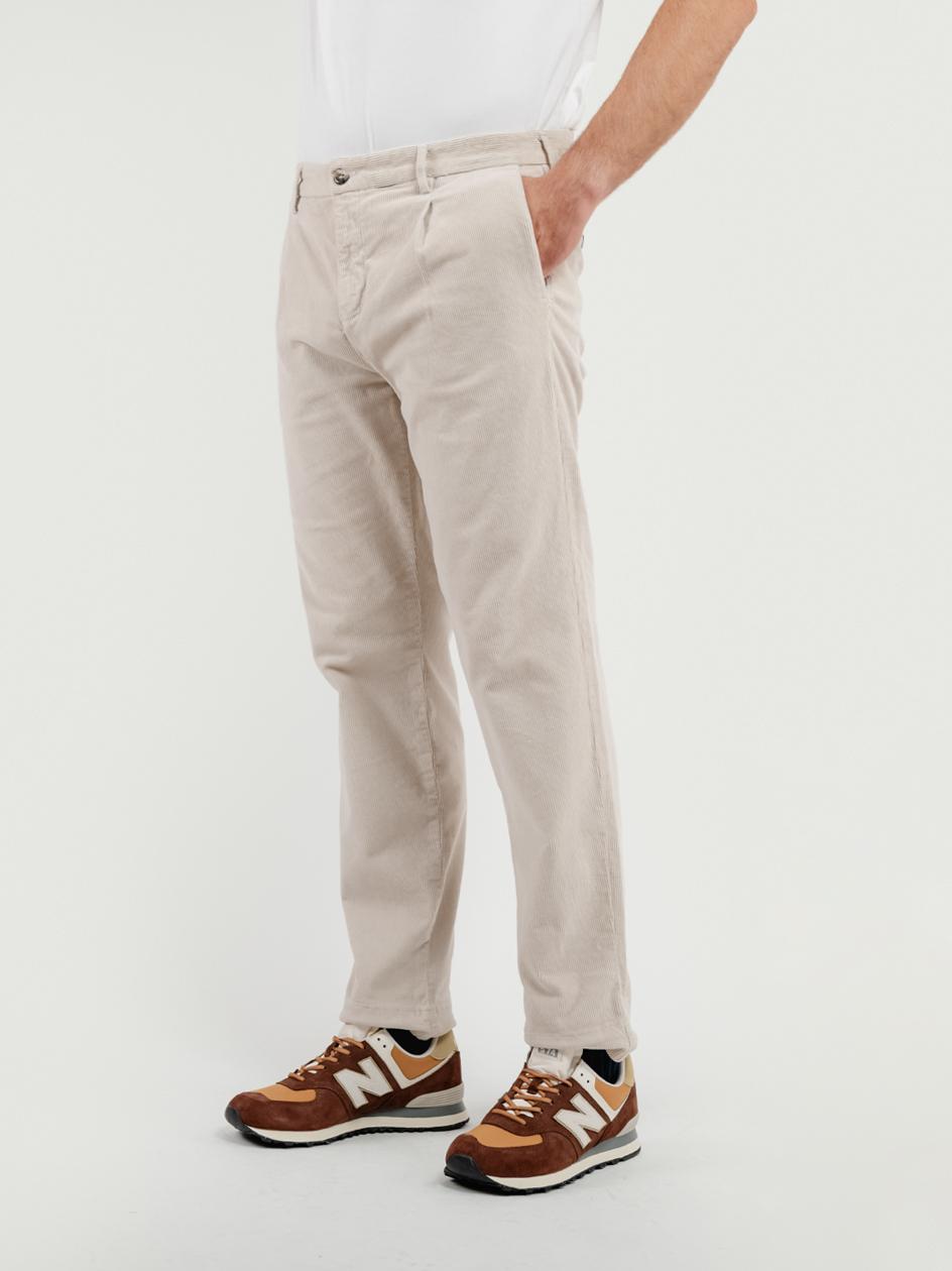 PANTALONE CON PENCES IN VELLUTO BURRO BU26W16PAPA 508 ANDREA MORANDO 