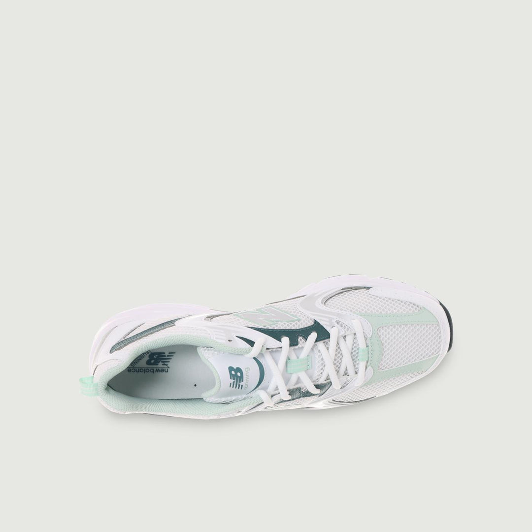 SNEAKER NEW BALANCE 530 BIANCO E VERDE ACQUA MR530RB D NEW BALANCE 