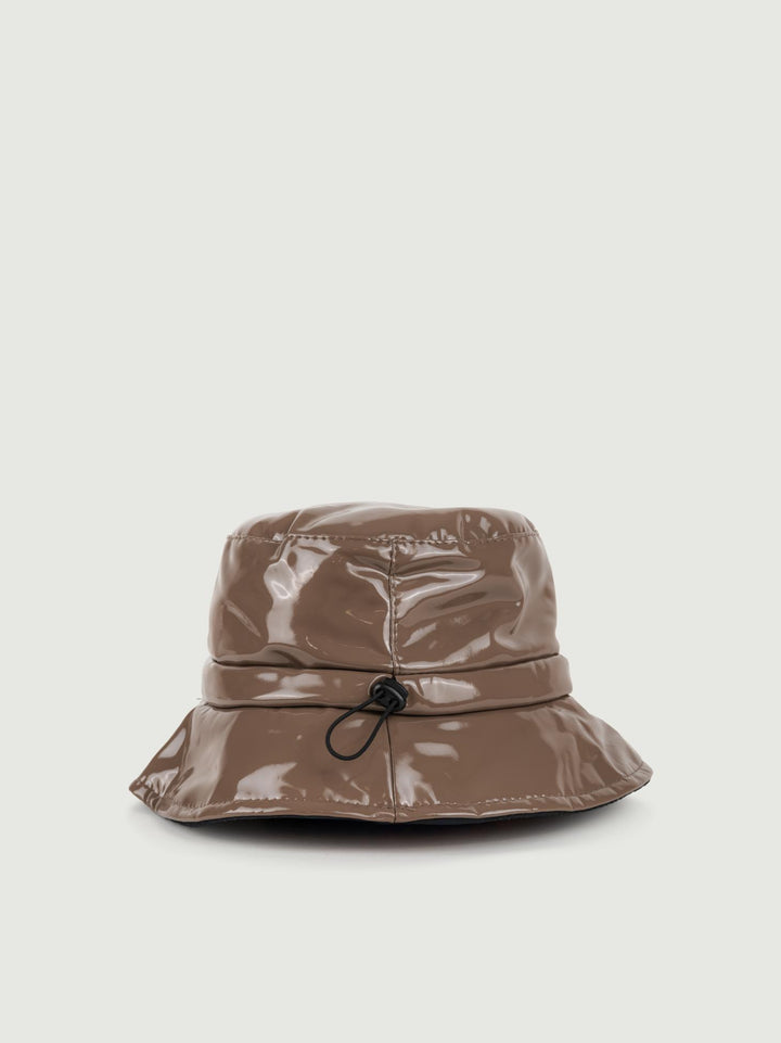 CAPPELLO BUKET DA PIOGGIA <BR/>IN VERNICE COLOR FANGO CP3919 FANGO ANDREA MORANDO 