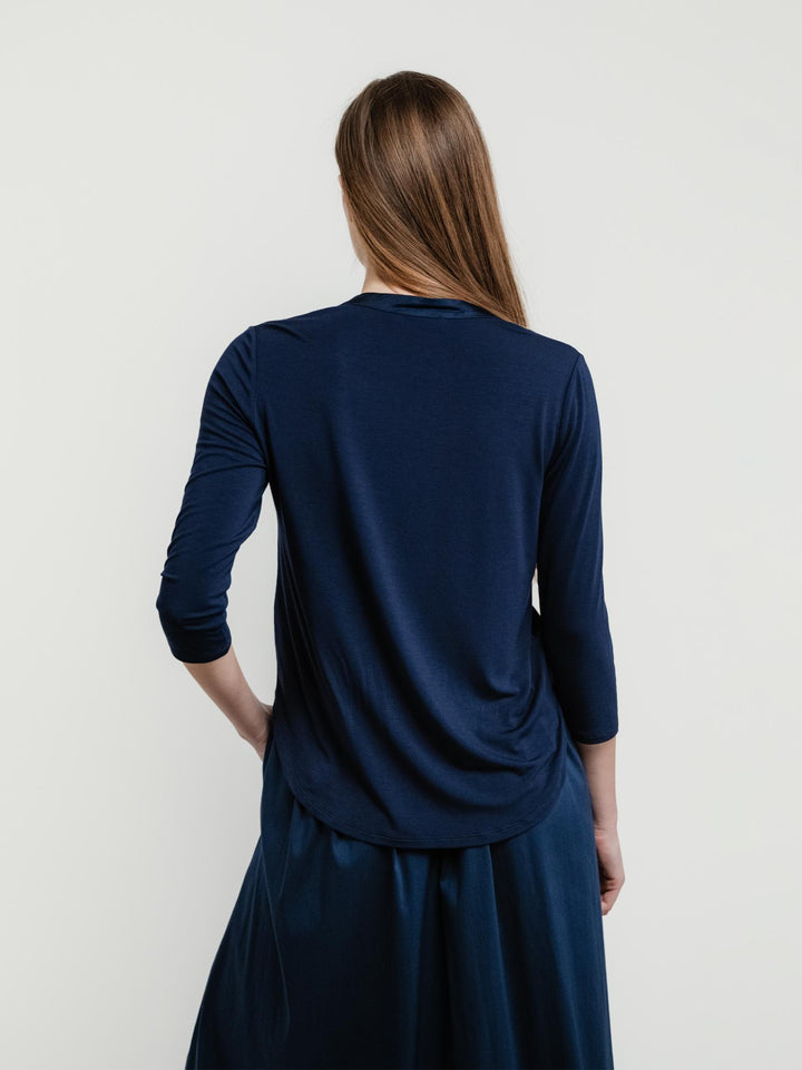 Blusa in raso blu navy
