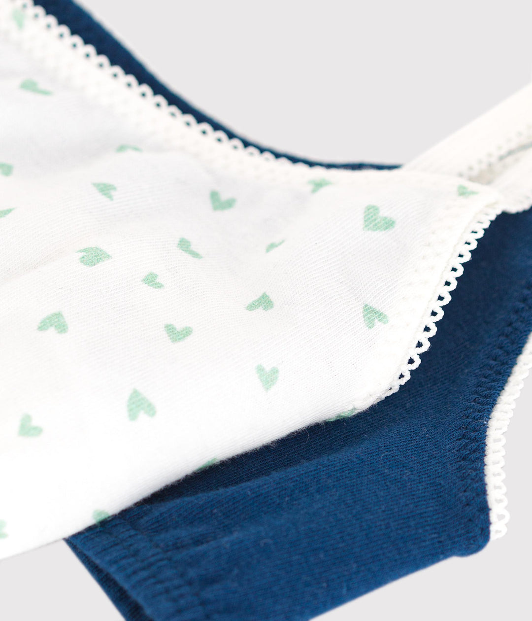 2 BRASSIERES A0CM7 00 PETIT BATEAU 