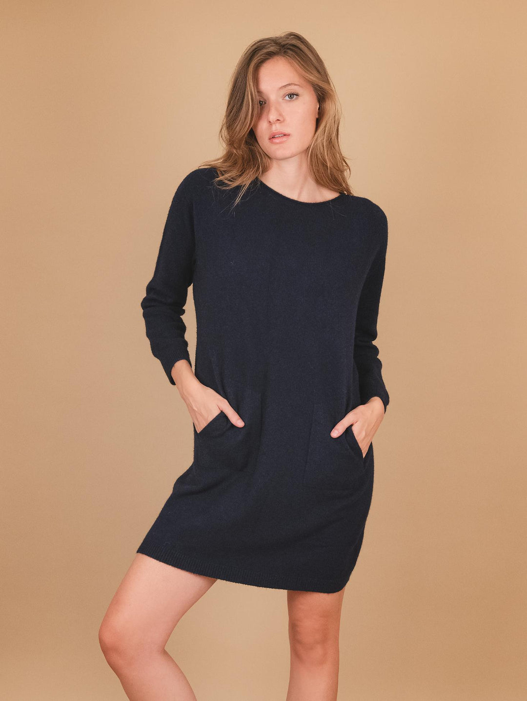 MAGLIA ABITO  CON TASCHE E SCOLLO A BARCHETTA BLU 0170/135 0115 BIMOR 