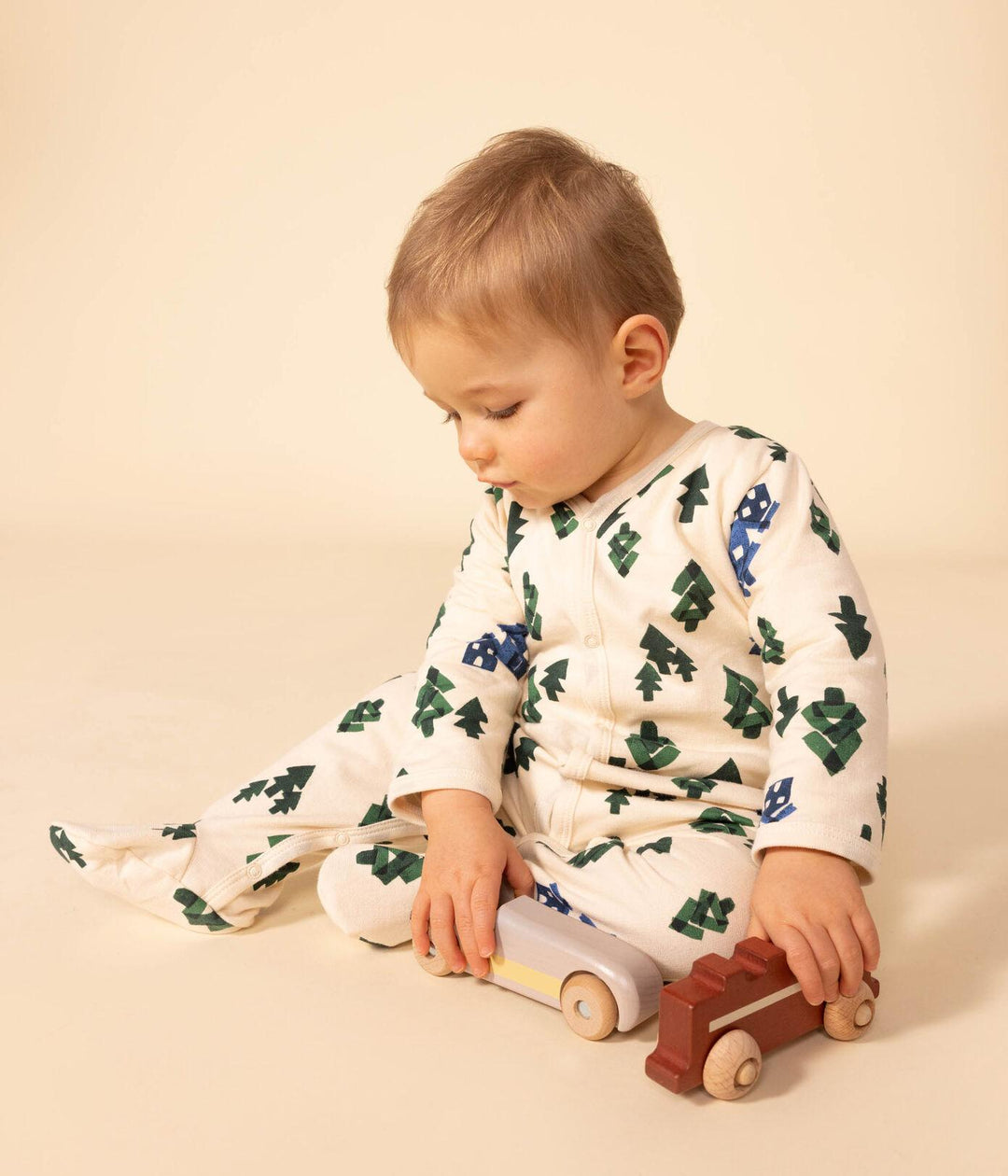 PIGIAMA IN TESSUTO FELPATO CON CONIGLIETTI A08EG 01 PETIT BATEAU 