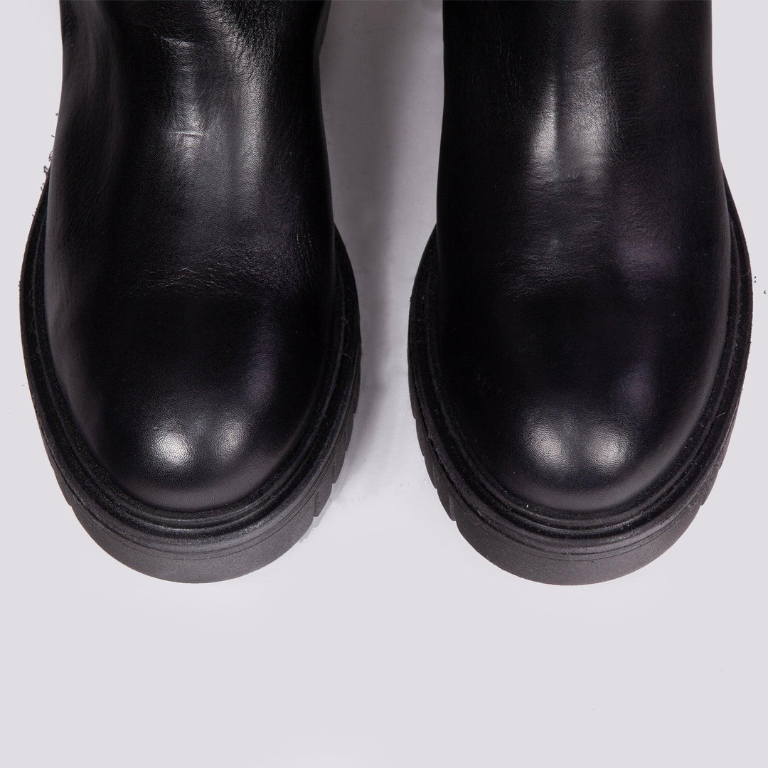 STIVALE IN PELLE CON CARRO ARMATO