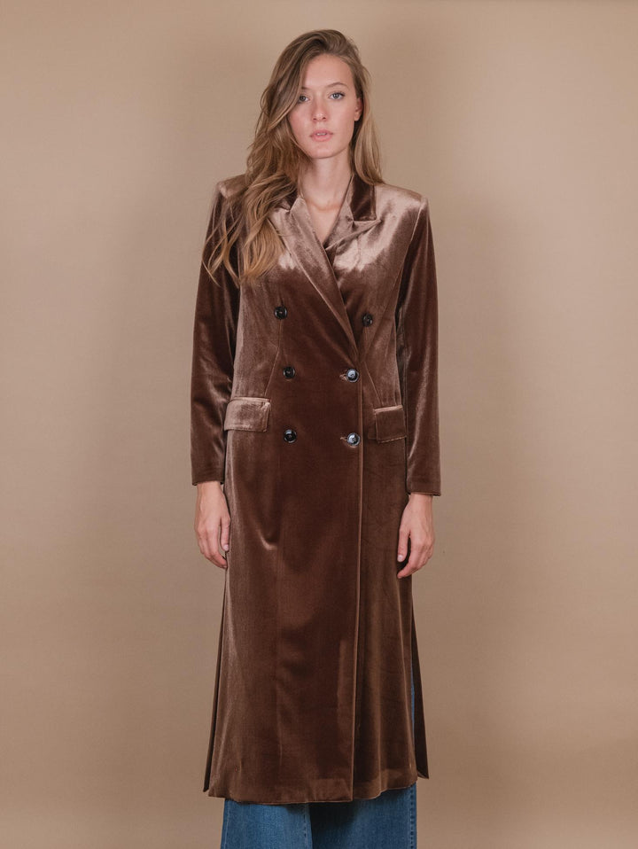 CAPPOTTO DOPPIOPETTO  CON SPACCO LATERALE IN VELLUTO NOCE 2134/2894 75 ANDREA MORANDO 
