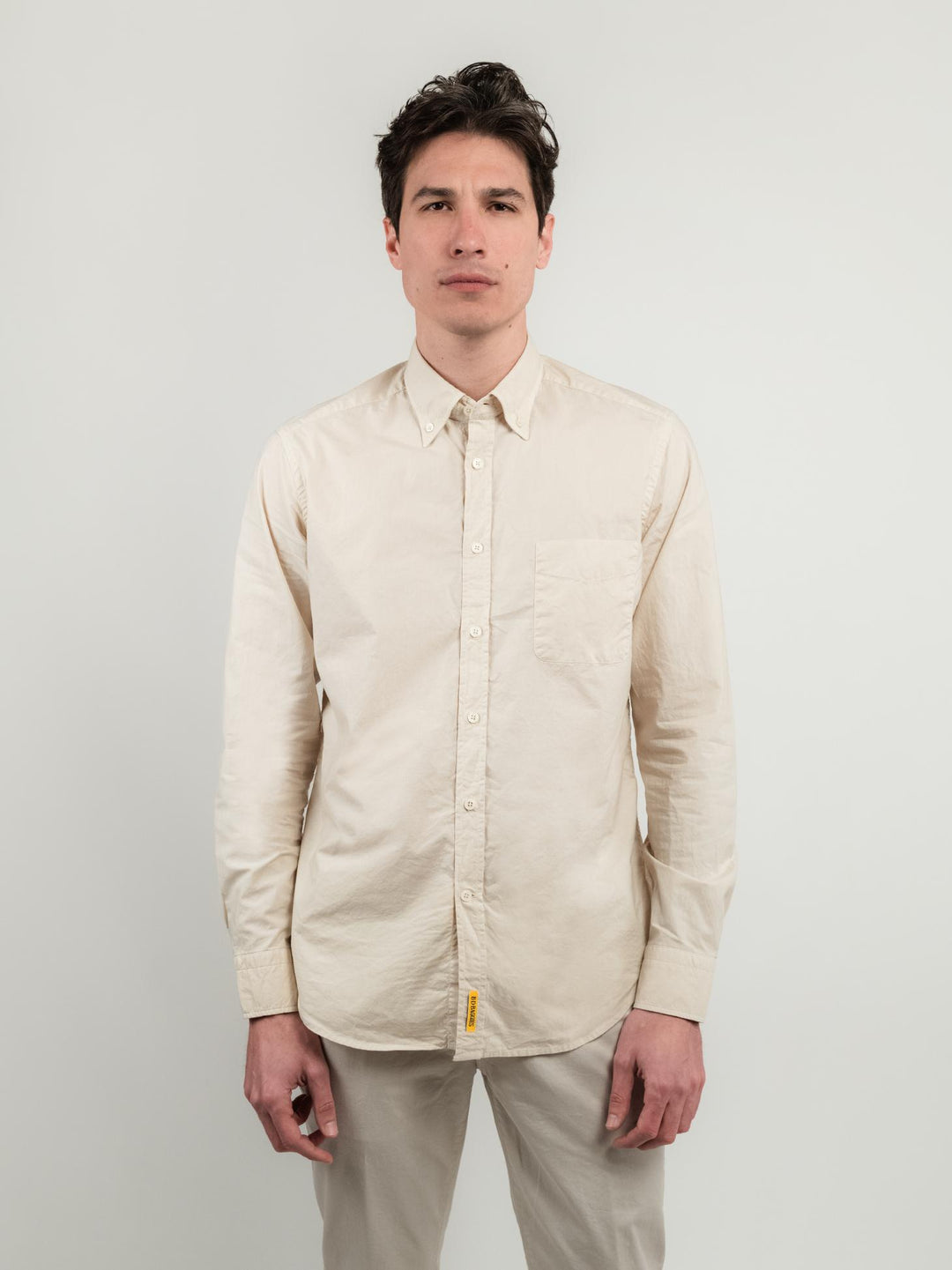 CAMICIA IN MUSSOLA DI COTONE BOTTON DOWN SABBIA