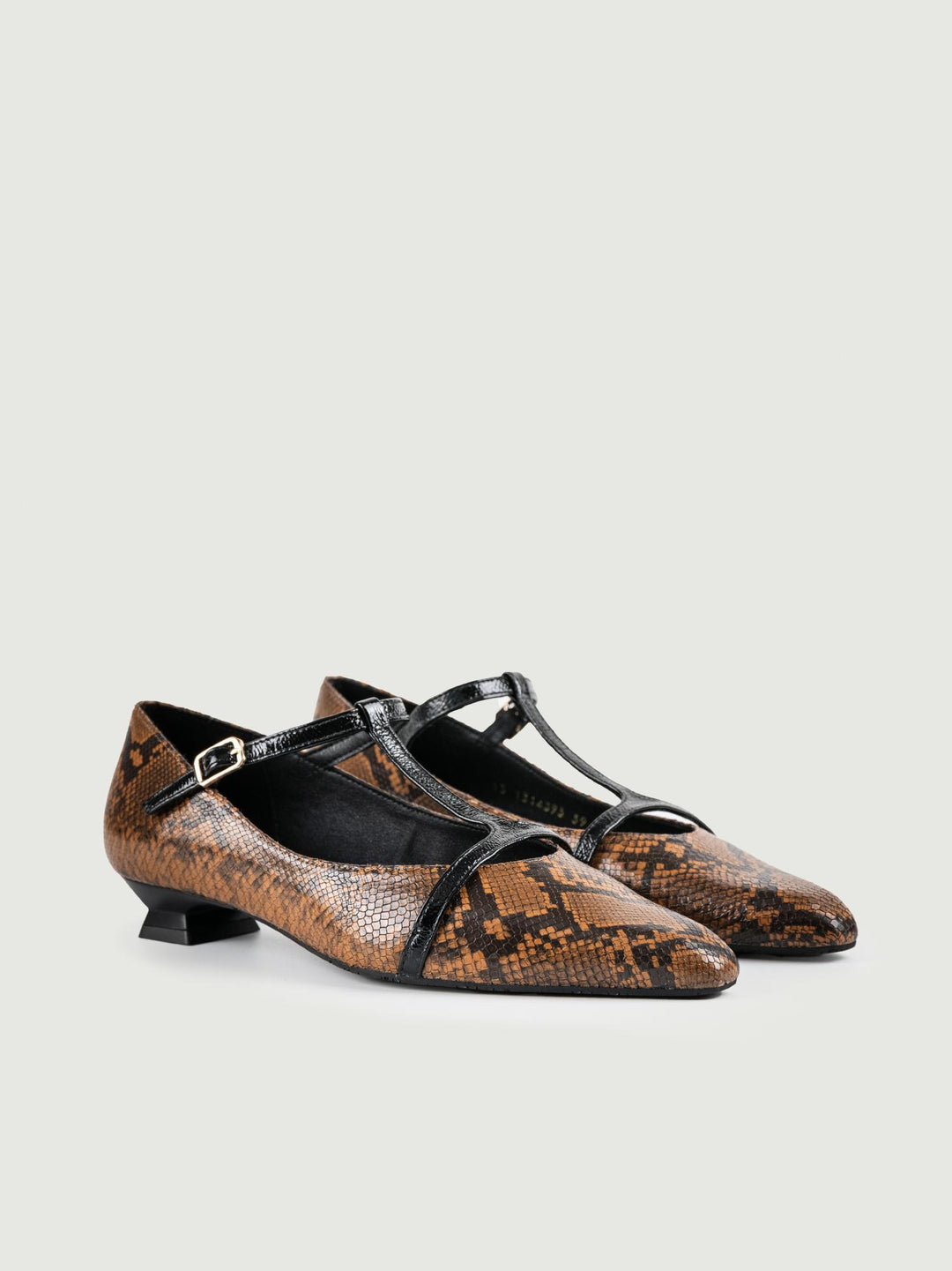 BALLERINA IN PELLE STAMPA PITONE  CON CINTURINO 5526 CUOIO LODI 