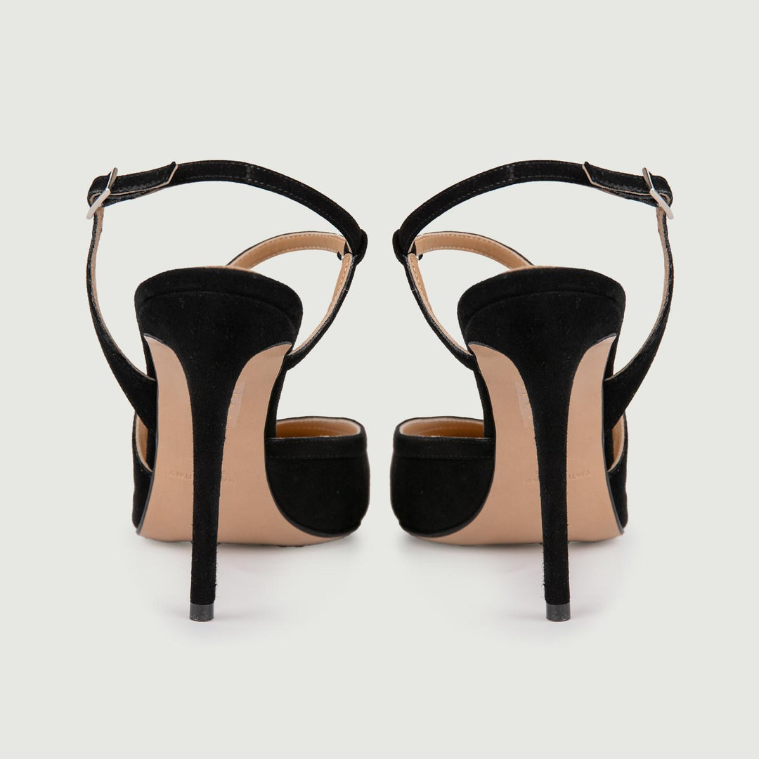 CHANEL A PUNTA IN CAMOSCIO NERO